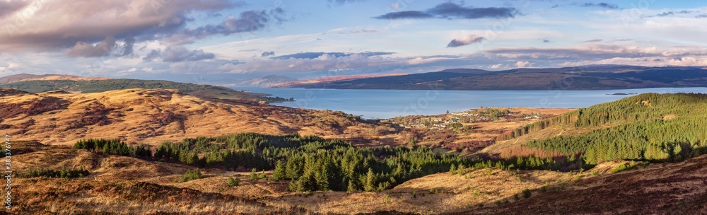 Fototapeta premium Salen and the Sound of Mull Panorama