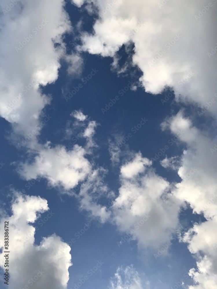 Obraz premium blue sky with clouds