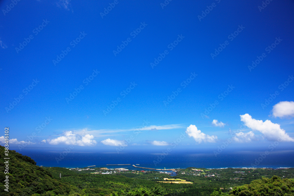屋久島の海と山