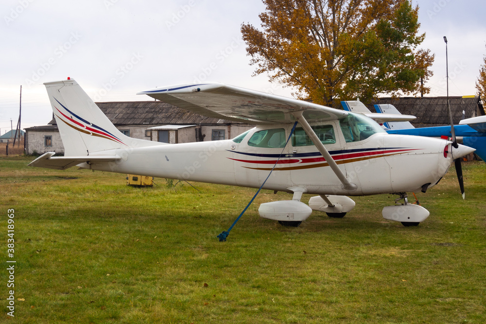The most popular light aircraft for private aviation. The most popular light aircraft for private aviation.