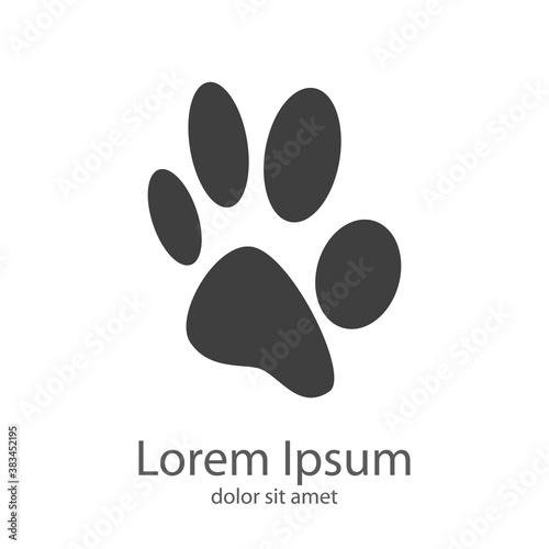 Cuidado de mascotas. Logotipo zarpa de gato en perspectiva en color gris