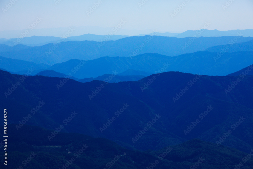 四国カルストからの山並み 四国カルストからの山並み