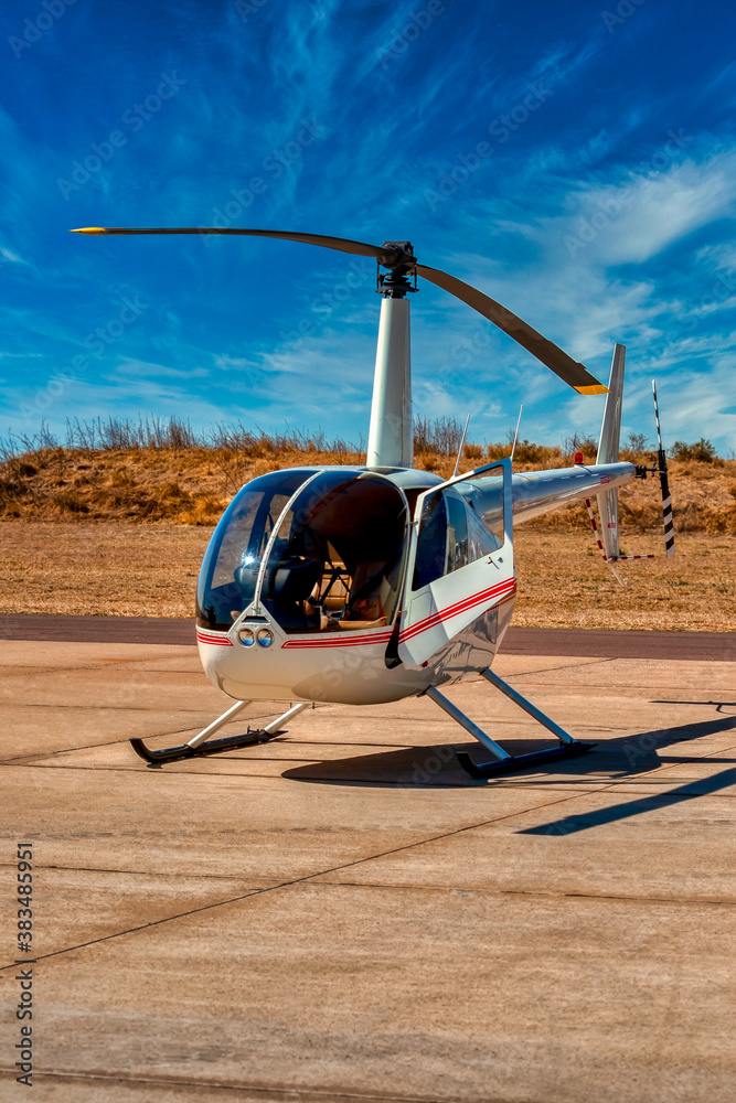 Fototapeta premium white helicopter