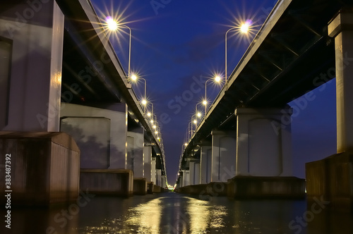琵琶湖大橋　夜景２横
