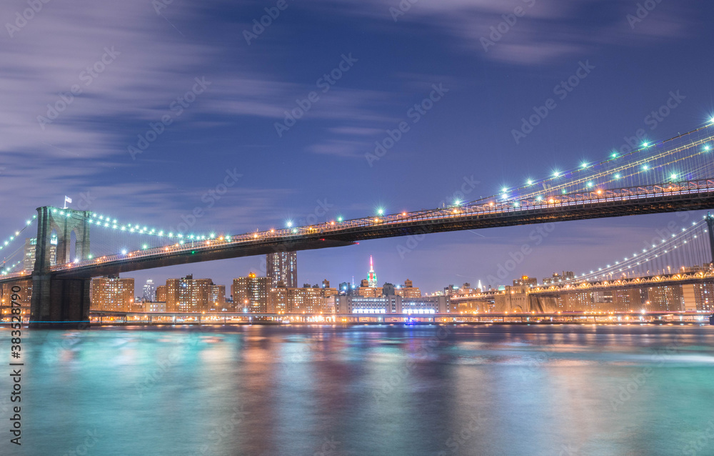 Night view of Manhattan and Brooklyn bridge