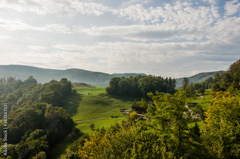 Mutenz, Wartenberg, Hinterer Wartenberg, Wanderweg, Landwirtschaft, Burg, Ruine, Baselland, Herbst, Schweiz