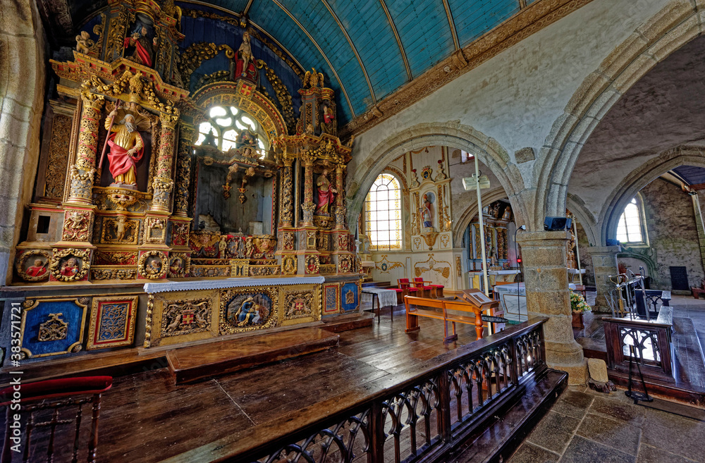 Enclos Paroissial de Commana, L'église Saint-Derrien, Armorique, Finistère, Bretagne, France
