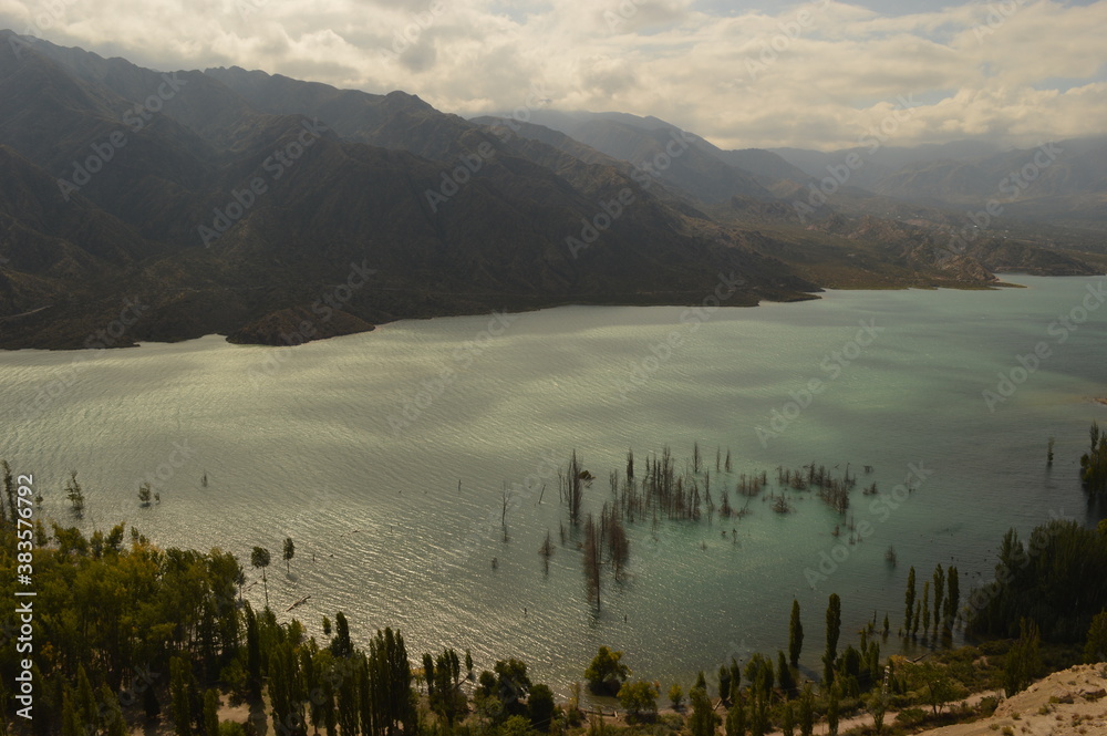 Fototapeta premium The beautiful Andes Mountains between Argentina and Chile 