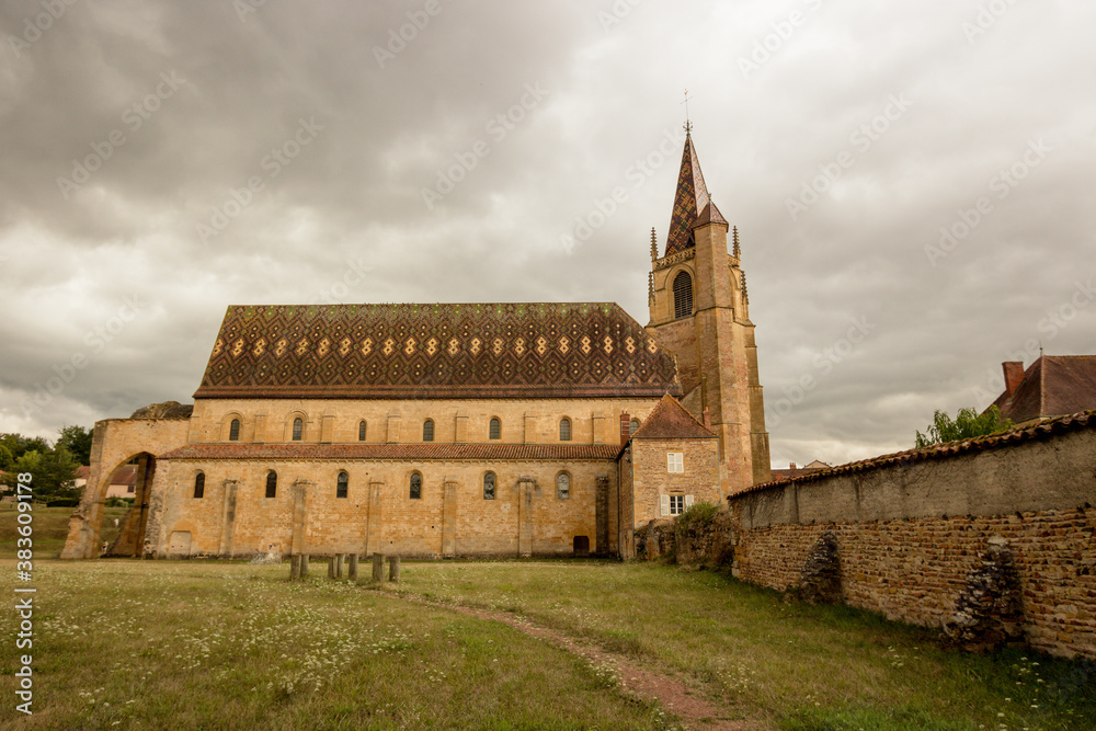 L'abbaye de La Bénisson-Dieu est un monastère cistercien situé dans la commune française de La Bénisson-Dieu, dans le département de la Loire et la région Auvergne-Rhône-Alpes. 