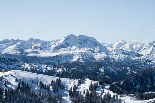Blick von der Brecherspitze auf die Alpen