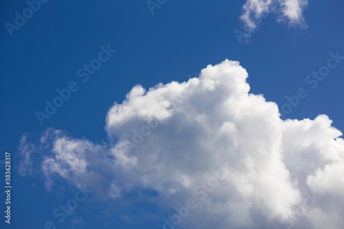 夏の空と雲