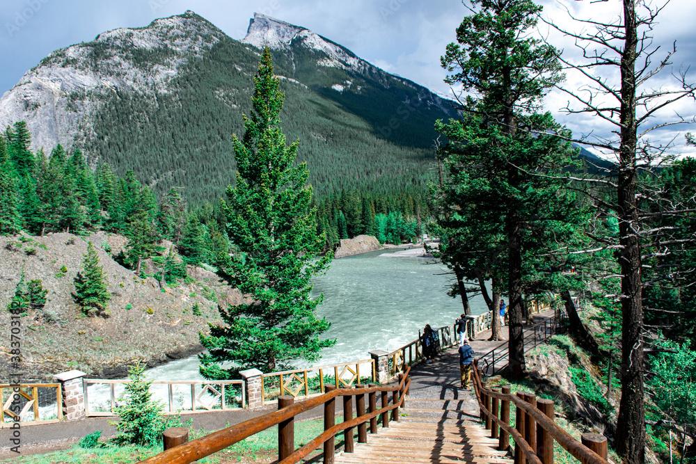 Fototapeta premium lake and mountains