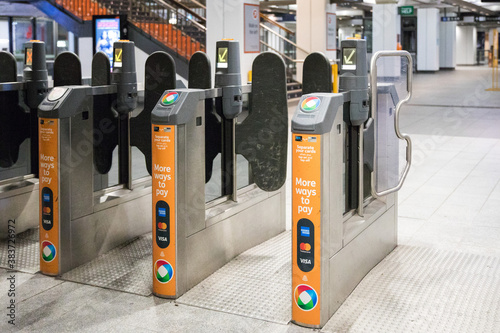 Wallpaper Mural subway station Torontodigital.ca
