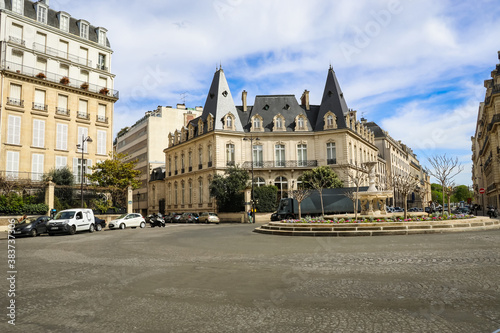 The Avenue des Champs-Élysées