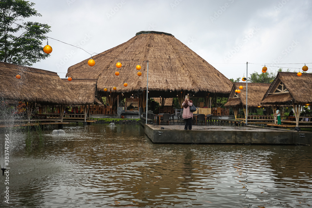 Bale Udang Mang Engking, Bali Bale Udang Mang Engking, Bali