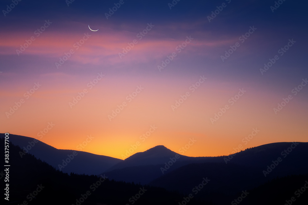 Obraz premium beautiful landscape with valleys, mountains in the night