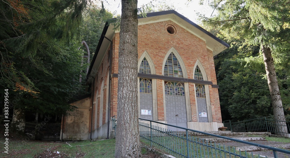 Bagnoli Irpino - Chiesa di Santa Nesta a Lago Laceno