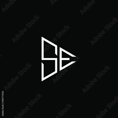 S E letter logo abstract design on black color background, se monogram