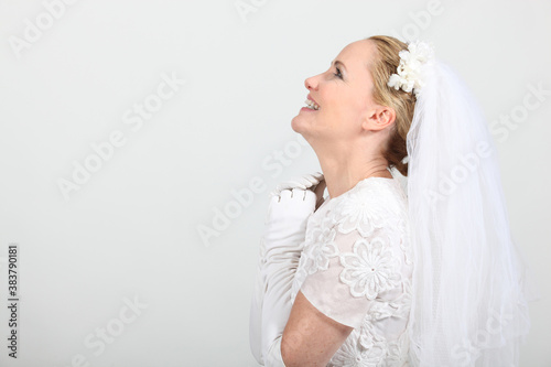 Obraz na plátně Studio profile shot of a bride