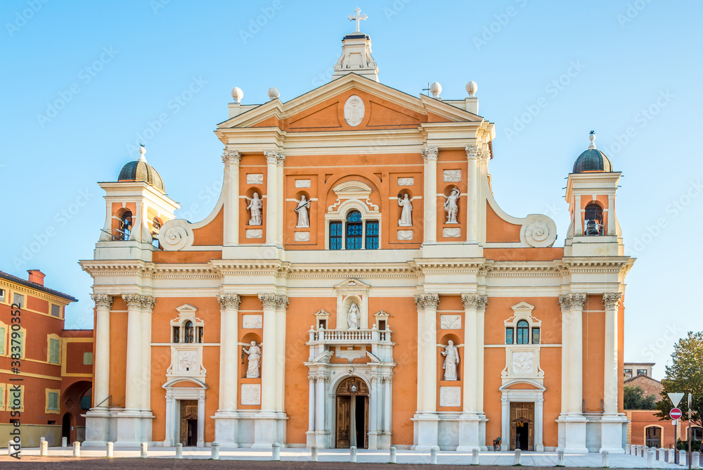 Ταπετσαρία View at the Cathedral of Assumption of Holy Mary in Carpi, Italy