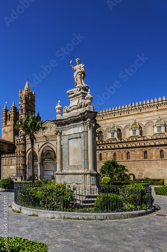 Monument of Santa Rosalia (patron saint of Palermo city, 1744) in front of Palermo Cathedral Santa Vergine Maria Assunta. Palermo, Sicily, Italy. © dbrnjhrj