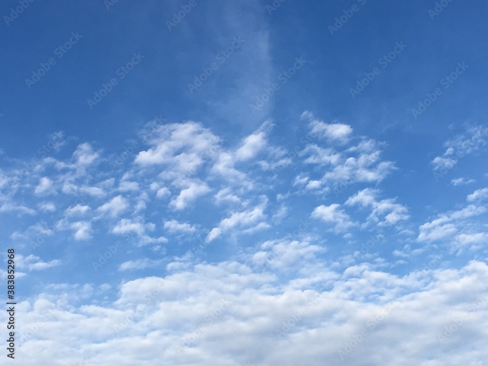 Obraz premium 空と雲の青空背景