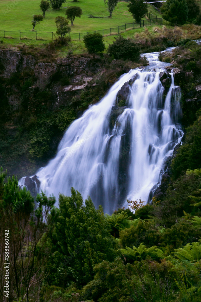 Fototapeta premium waterfall in the mountains