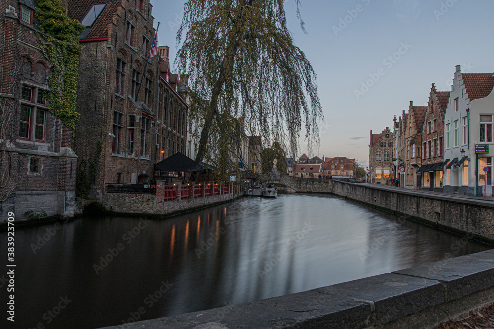 Long shutter time pictures of world famous Bruges.  Best of belgium, great for postcards or toerism.  Beautifull picture of belgium, flanders