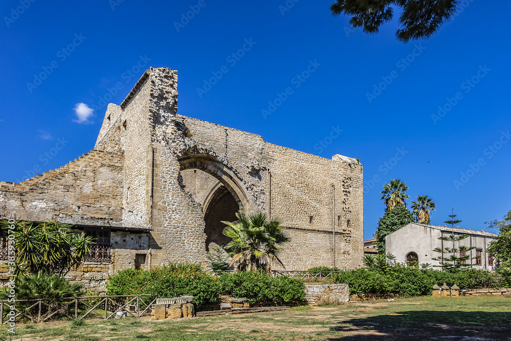 One of the oldest parts of Palermo - Unfinished Church Santa Maria dello Spasimo (1509). Santa Maria dello Spasimo located in the Kalsa district of Palermo on via dello Spasimo. Sicily, Italy.