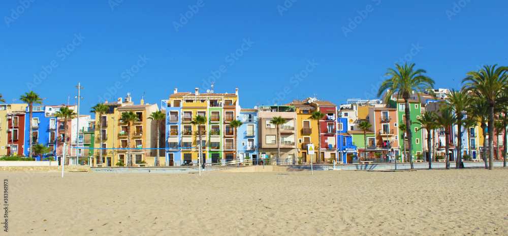Casas de colores en Villajoyosa, España Casas de colores en Villajoyosa, España