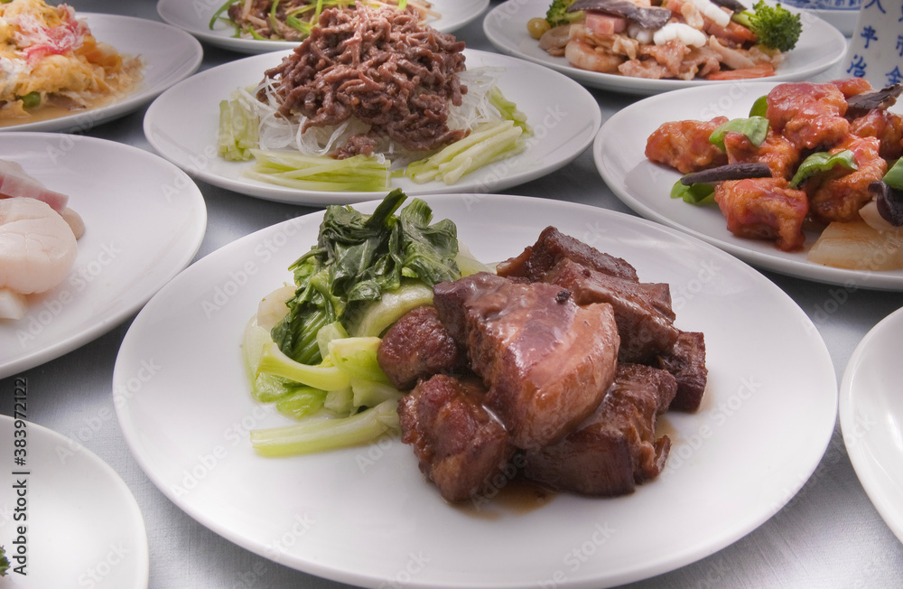 東坡肉と中華食卓