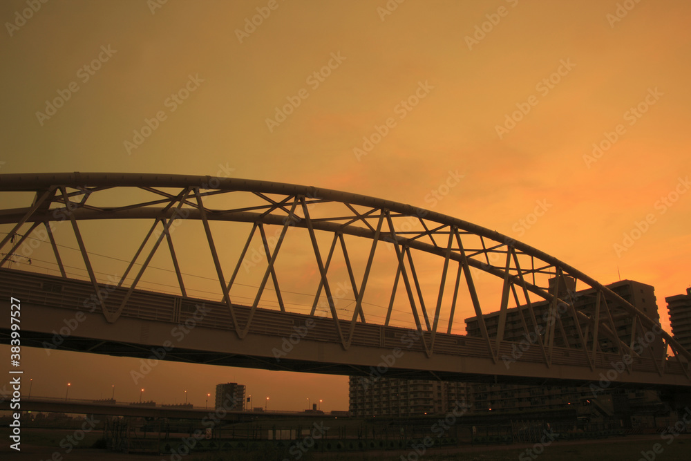 鉄橋の夕景