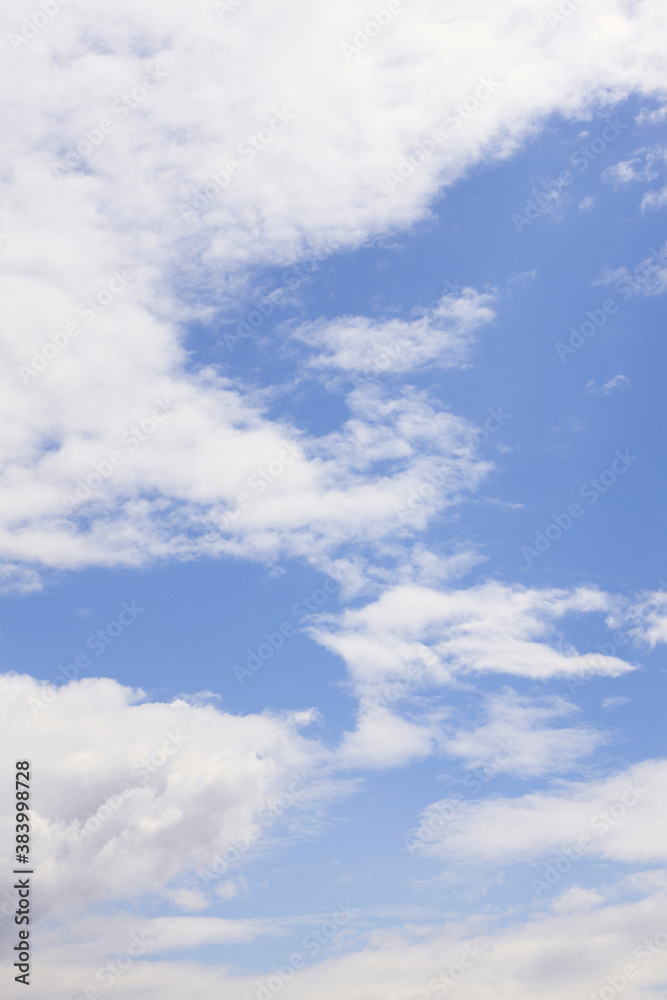 空 空