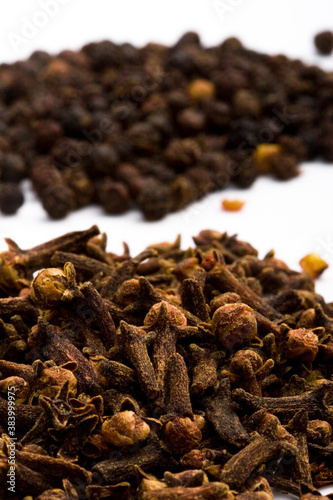 cloves and black pepper photo