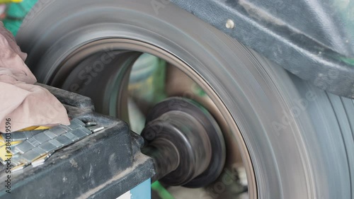Wheel Balancing Machine or Wheel Balancer and Balance Pad Running in Zoom View