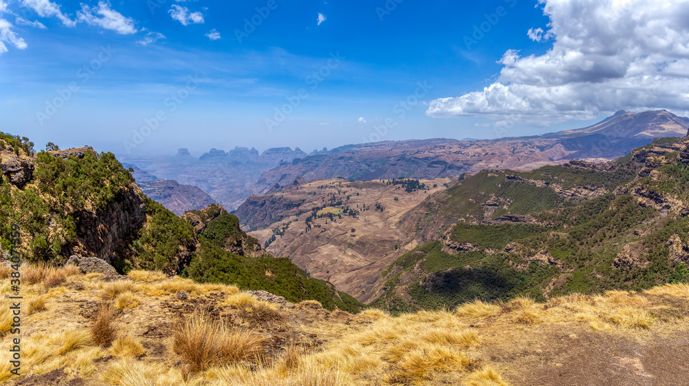 Obraz premium View of ethiopian beautiful Semien or Simien Mountains National Park landscape in Northern Ethiopia. Africa wilderness, Sunny day and blue sky