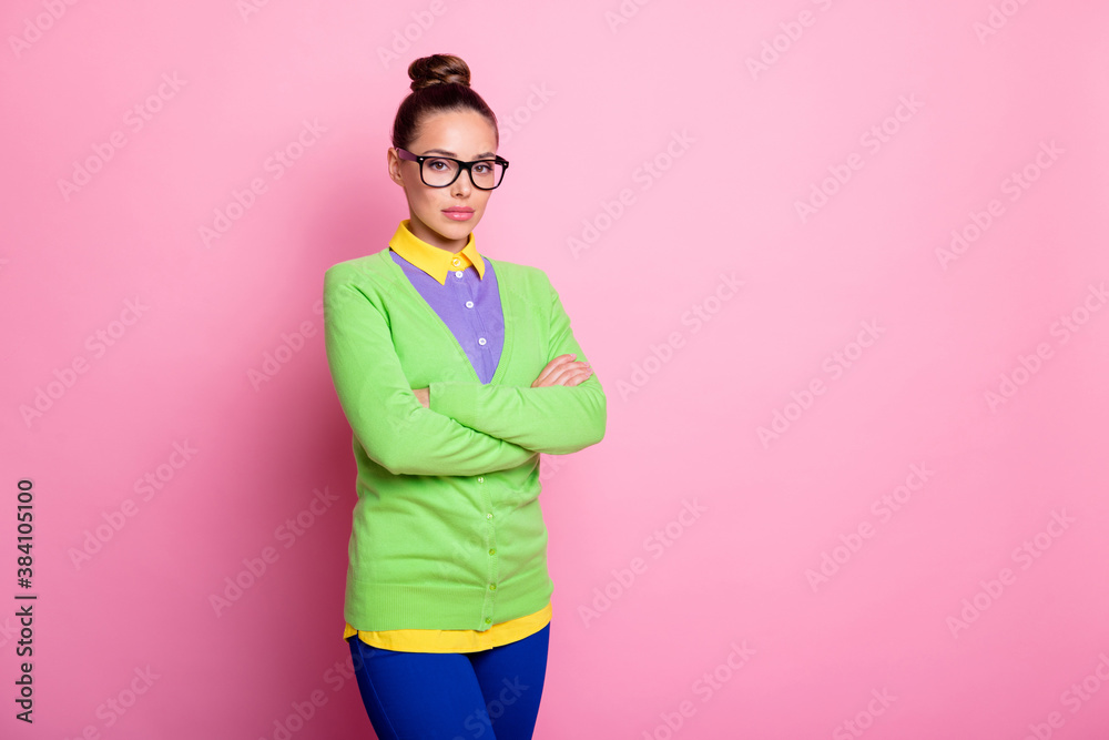 Photo of attractive charming calm business lady knot hairdo folded hands charismatic boss ready make stuff obedient manageable wear spectacles colored clothes bright pink color background Photo of attractive charming calm business lady knot hairdo folded hands charismatic boss ready make stuff obedient manageable wear spectacles colored clothes bright pink color background