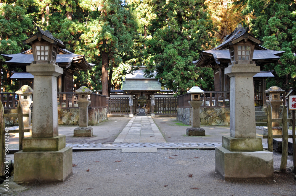 Obraz premium 晩秋の米沢・米沢藩主上杉家廟所