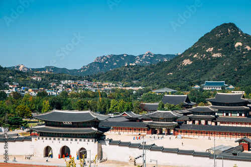 Canvas Print Panoramic view of Gwanghwamun Gyeongbokgung Palace with mountain in Seoul, Korea