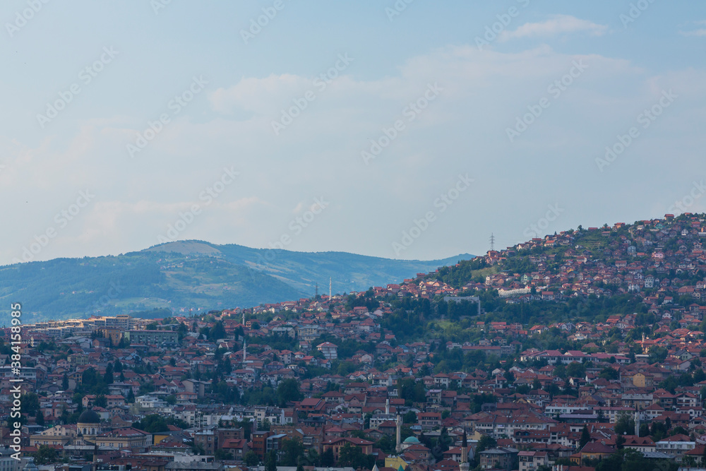 ボスニア・ヘルツェゴビナ　サラエボの丘から見える街並み