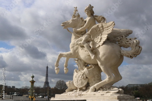 Re di Fama con Pegaso