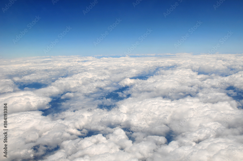 Encima de la nubes Encima de la nubes