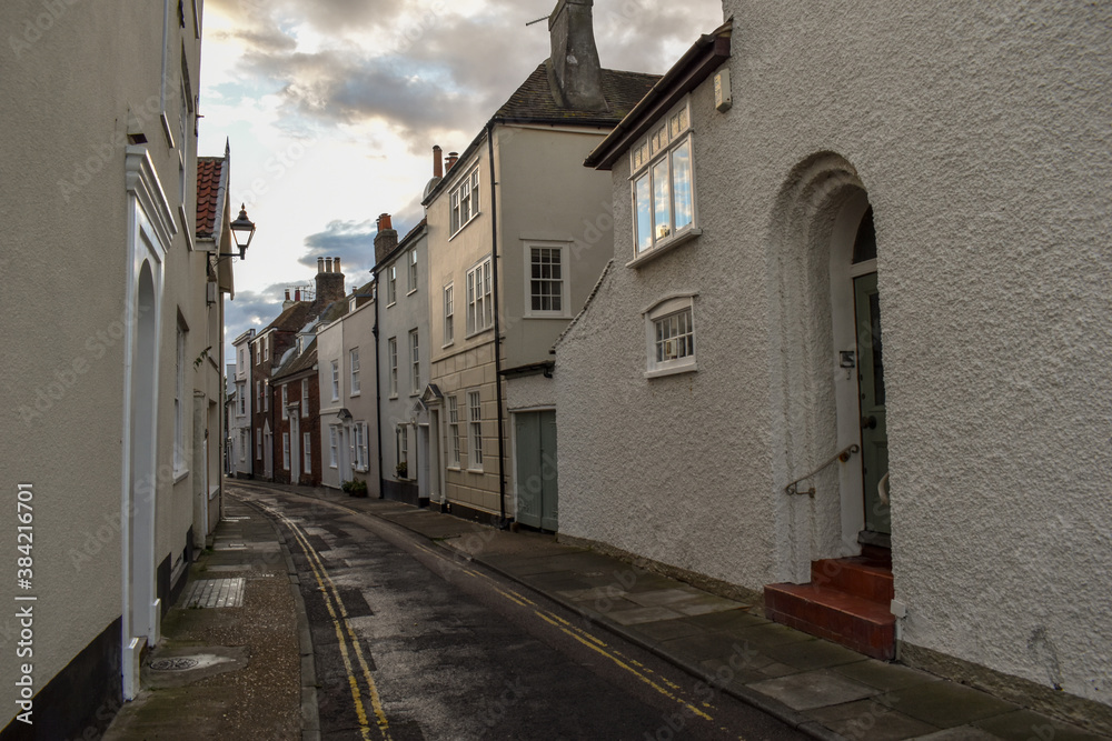 narrow street in Kent
