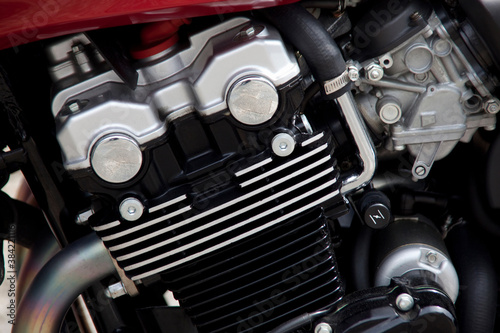オートバイのエンジン © Paylessimages