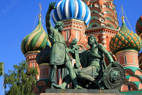 Monument to Minin and Pozharsky in Moscow