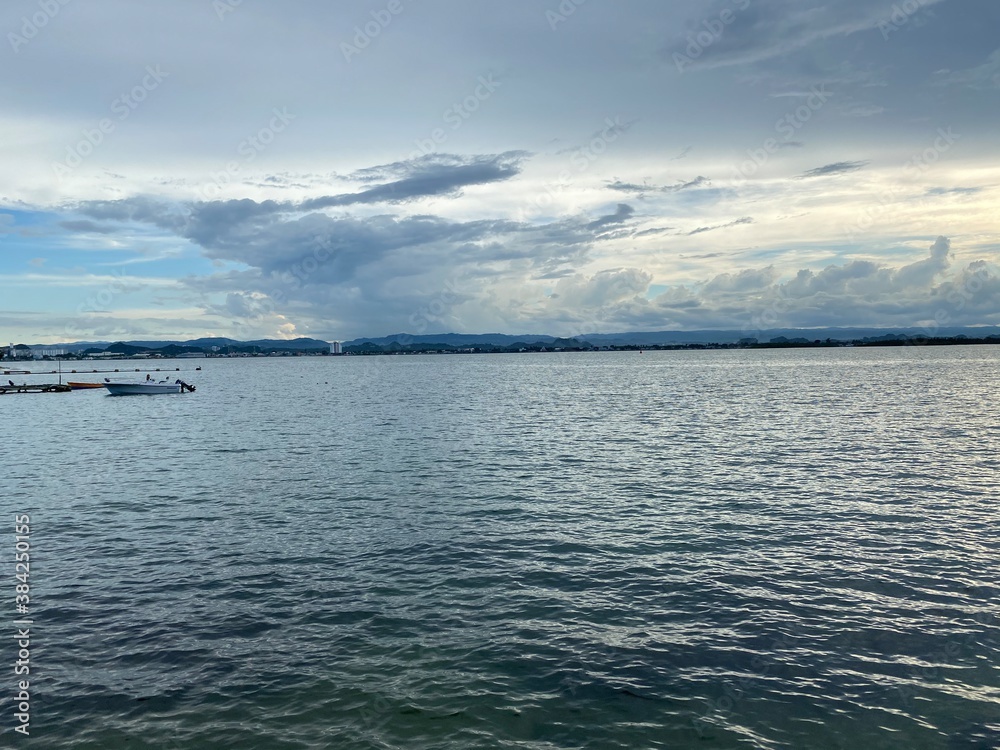 Obraz premium sea and sky