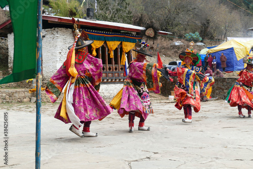  Group of Black hat dancers Zhang cham photo