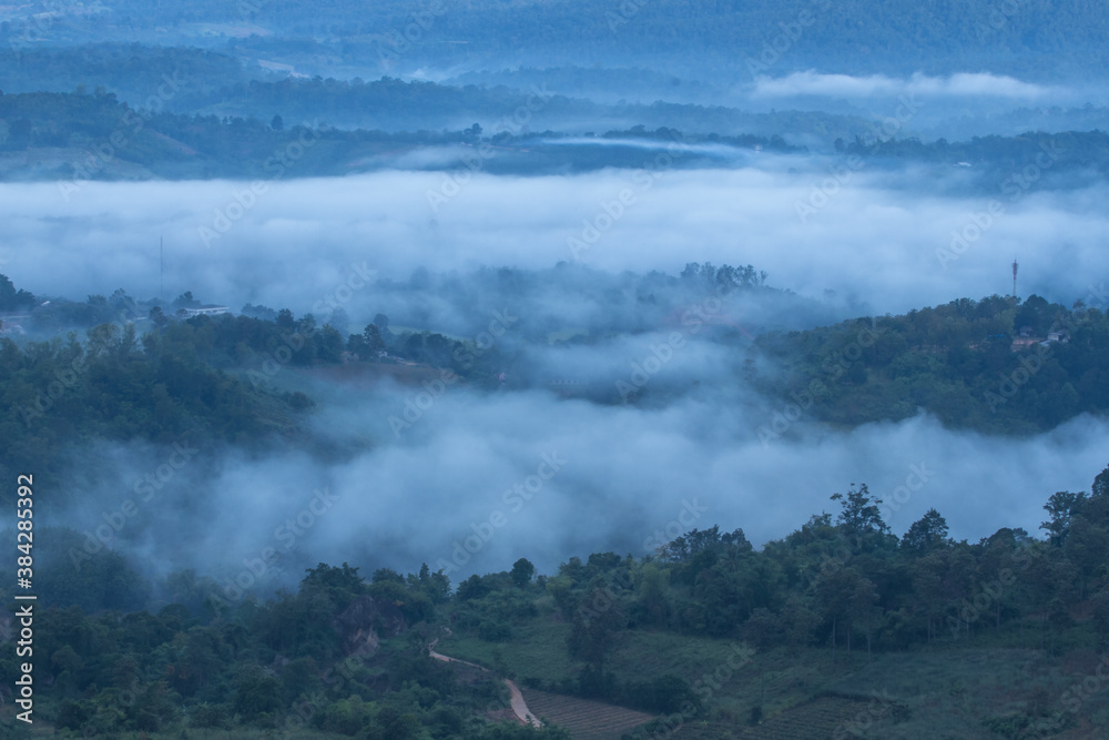 Obraz premium fog in the mountains