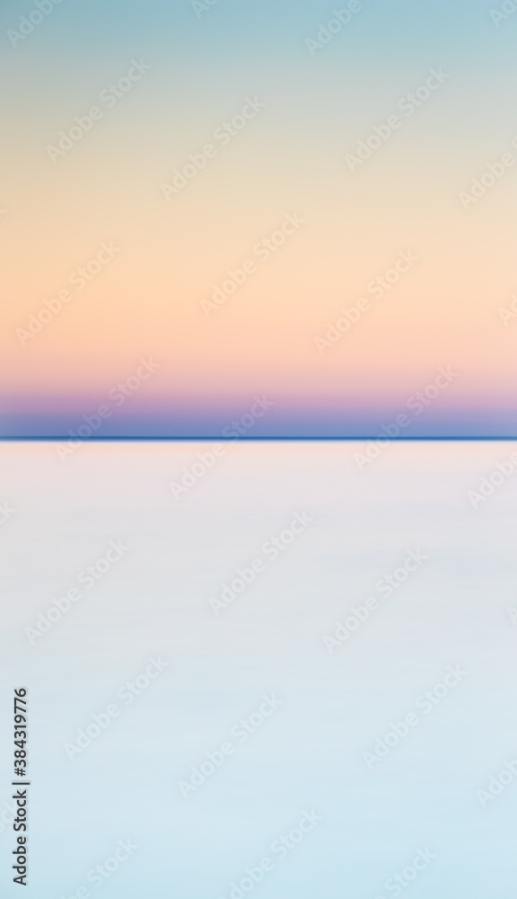 Obraz premium Ocean sunset sky - gorgeous panorama twilight sky and peaceful water background