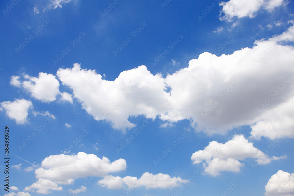 Fototapeta premium 青空と雲
